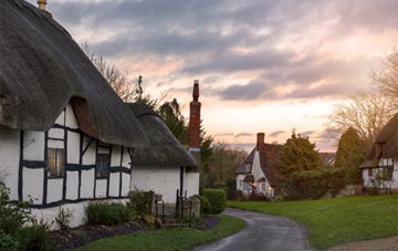 is Bank Newton thatch roofing popular